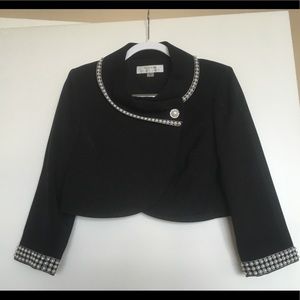 Tahari Arthur S. Levine Pearl Style Jacket Size 6